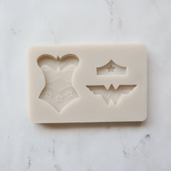 WONDER WOMAN MOLD