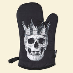 King And Queen Black Skull Oven Mitts And Potholder Set