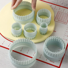 Double Sided Round Cutter Set